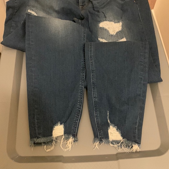 Tall Inseam - Bombshell Skinny Premium Stretch High-Rise Destructed Jean - Picture 12 of 12